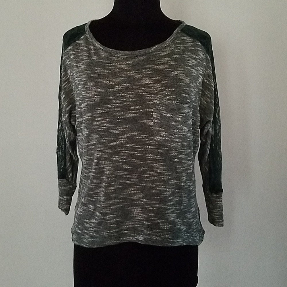 Offers 👍 Green Top with Lace